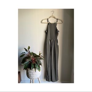 Jumpsuit with open back - green/black/white